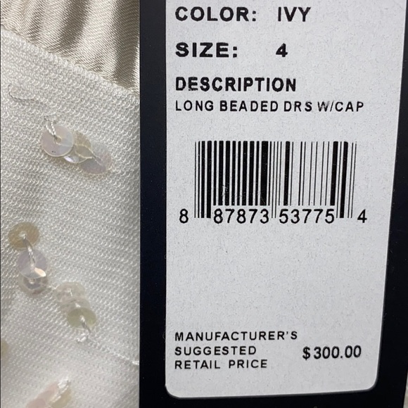 Adrianna Papell beaded cap sleeves white long dress - Picture 5 of 5